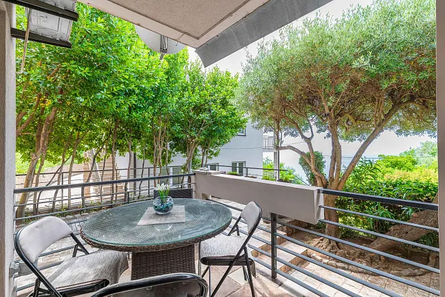 57 m² Wohnung + 45 m² Terrasse in Seoce bei Budva — photo 6